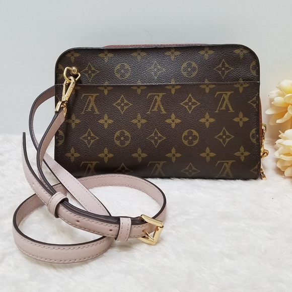 Louis Vuitton Handbags - 😍Beautiful Crossbody Bag Louis Vuitton Orsay